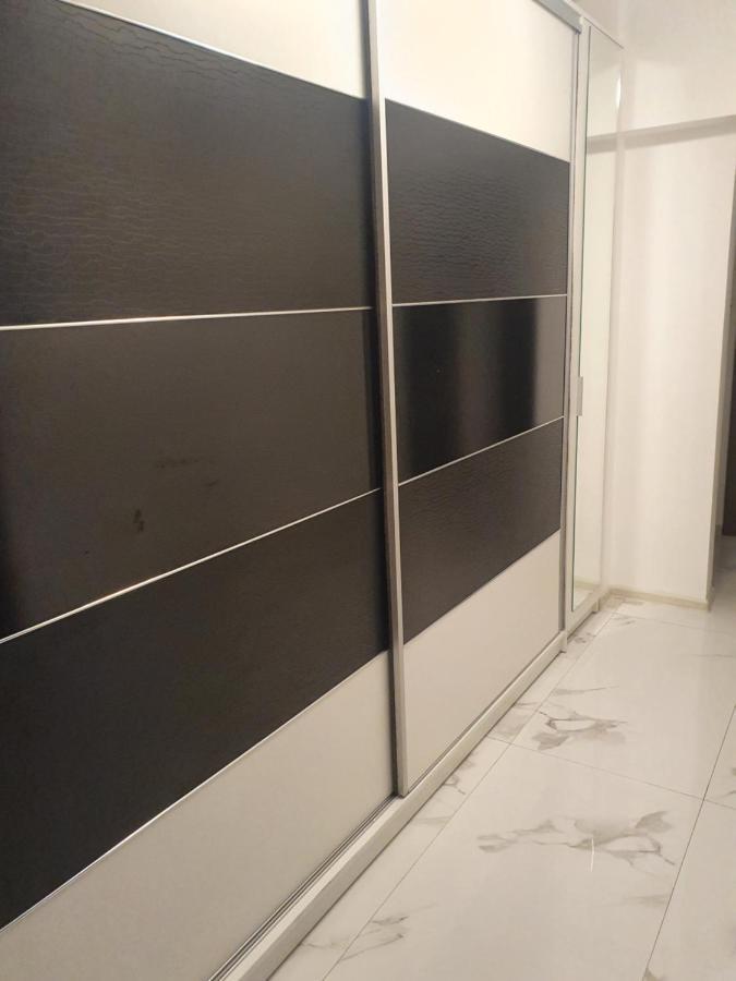 Apartament Lux Bukarest Exterior foto